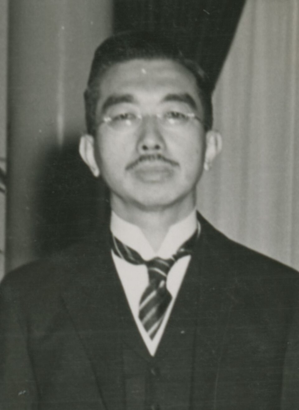 昭和天皇