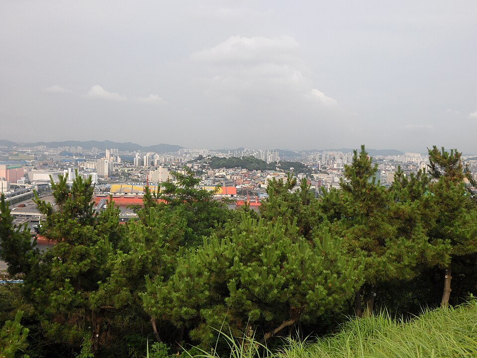 月尾島